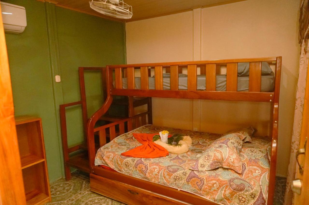 Hotel Gitana Corcovado, Y Tour Operador Drake Bay Exterior photo